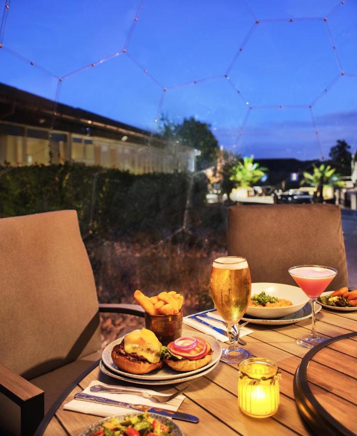 Mercure Milton Keynes Hotel Eksteriør bilde