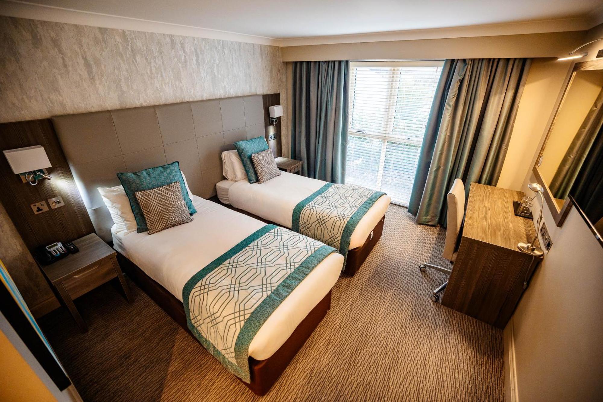 Mercure Milton Keynes Hotel Eksteriør bilde