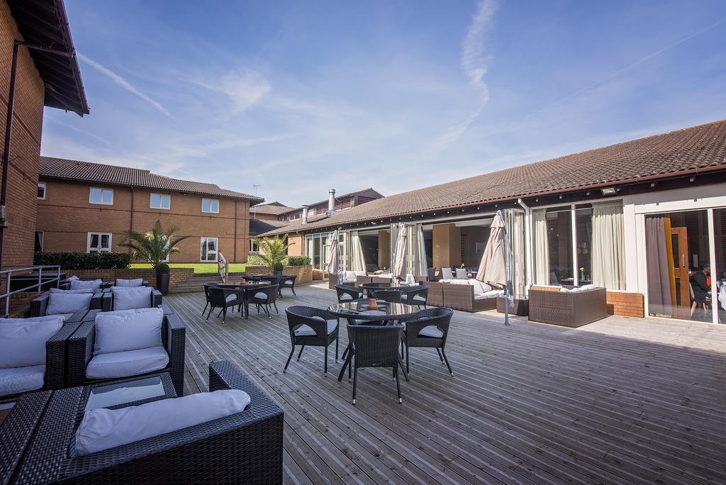 Mercure Milton Keynes Hotel Eksteriør bilde